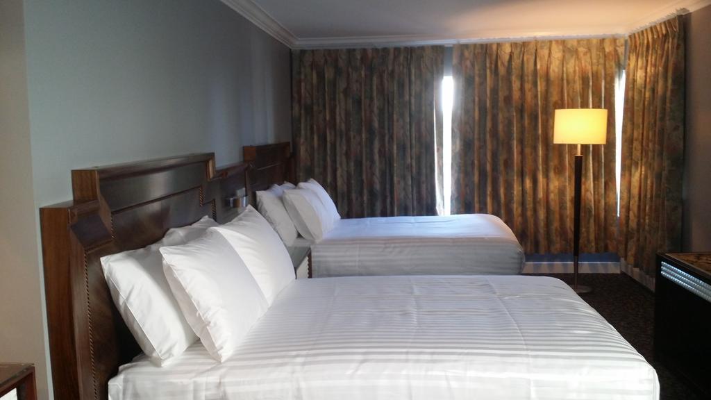 The Deluxe Hotel Vancouver Zewnętrze zdjęcie