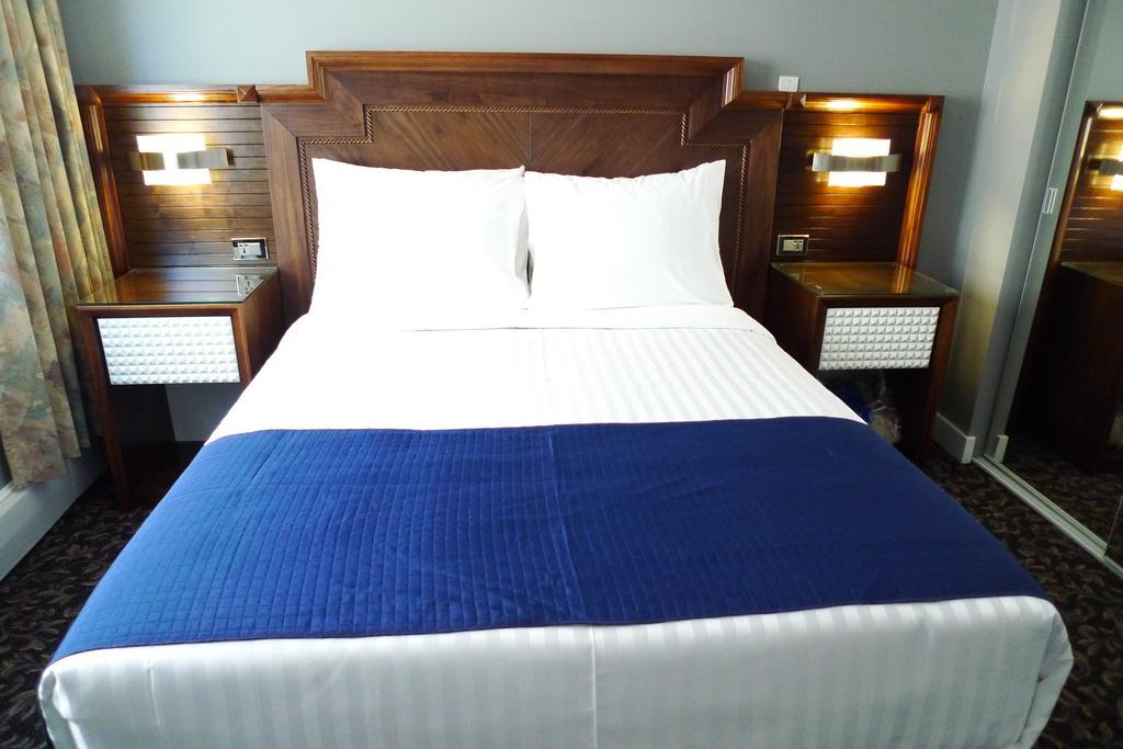 The Deluxe Hotel Vancouver Pokój zdjęcie