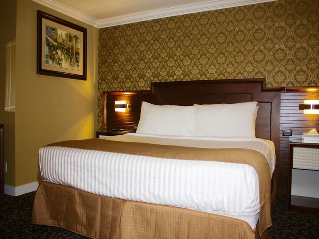 The Deluxe Hotel Vancouver Zewnętrze zdjęcie